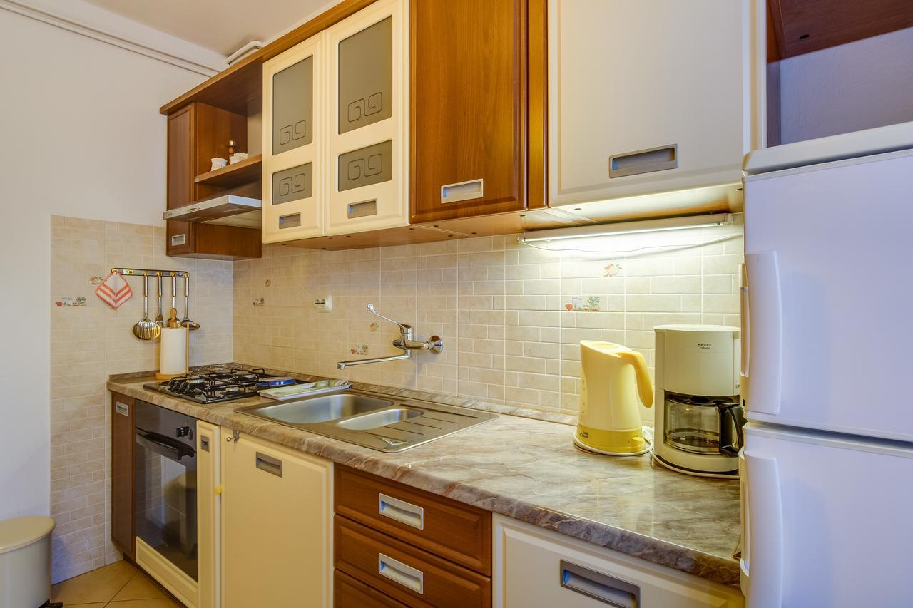 Apartments Beba Mali Lošinj Eksteriør billede