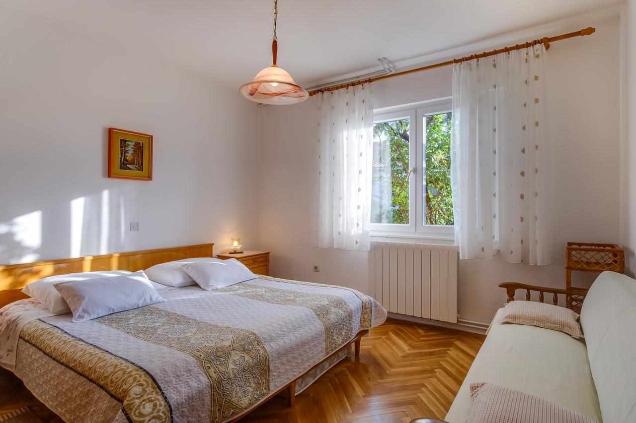 Apartments Beba Mali Lošinj Eksteriør billede