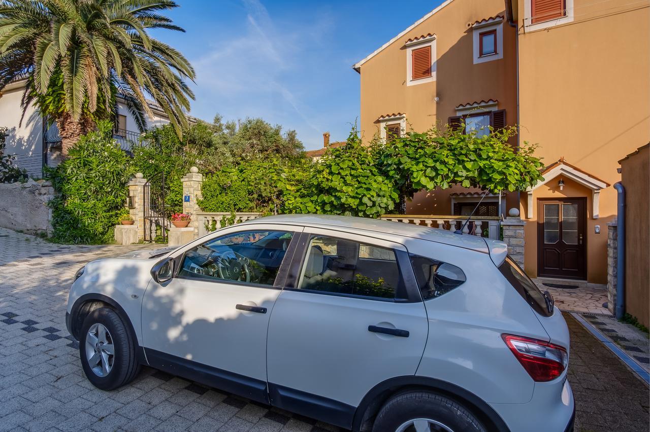 Apartments Beba Mali Lošinj Eksteriør billede