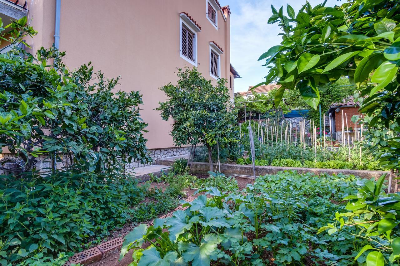 Apartments Beba Mali Lošinj Eksteriør billede