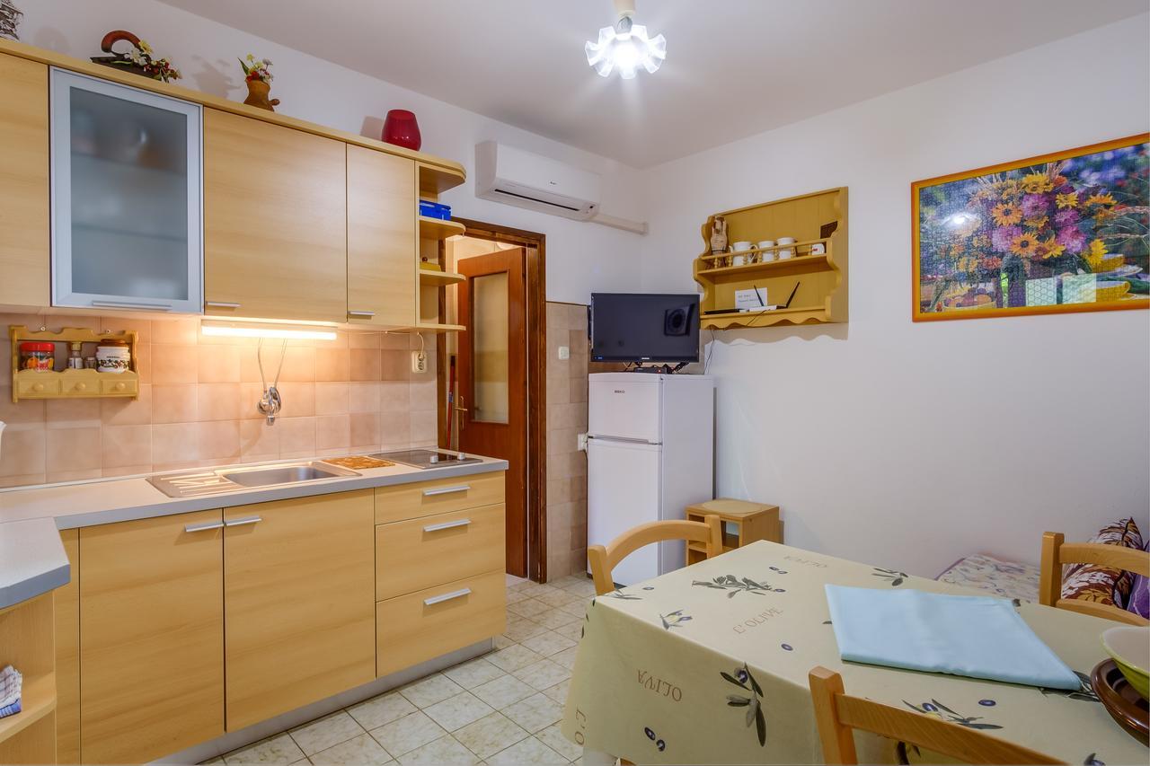 Apartments Beba Mali Lošinj Eksteriør billede