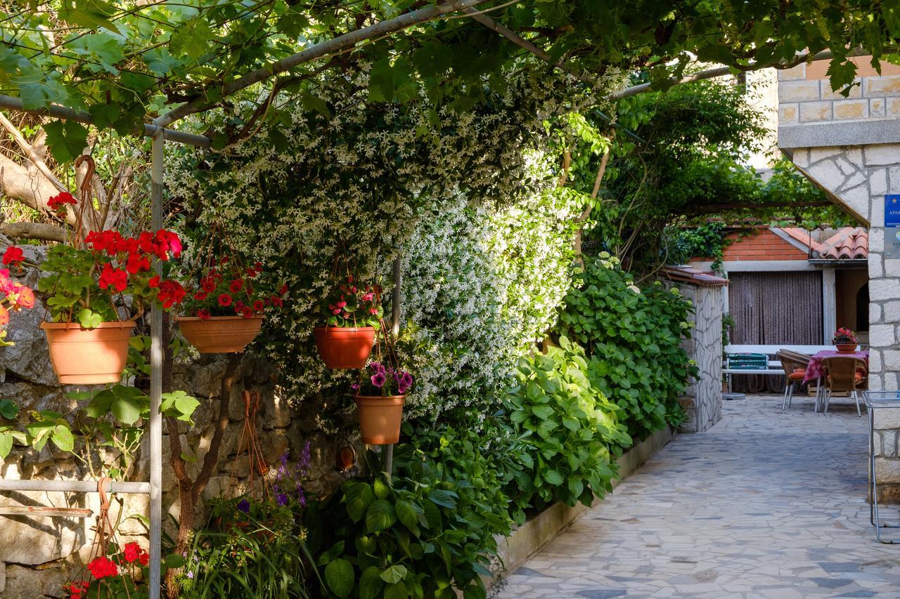 Apartments Beba Mali Lošinj Eksteriør billede