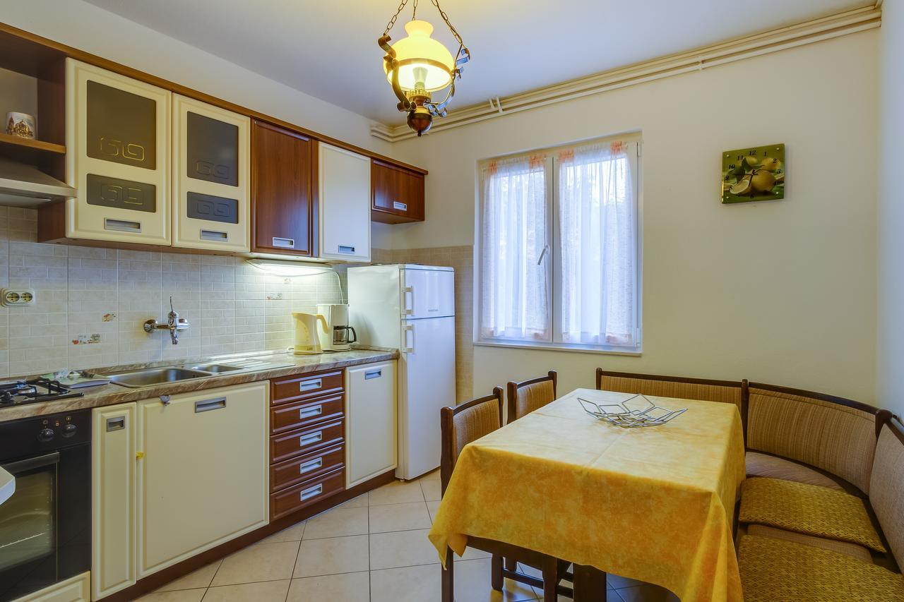 Apartments Beba Mali Lošinj Eksteriør billede