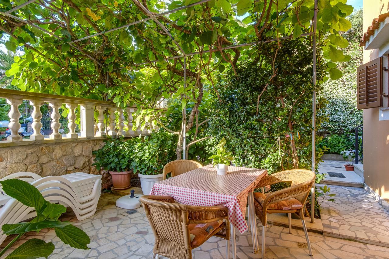 Apartments Beba Mali Lošinj Eksteriør billede