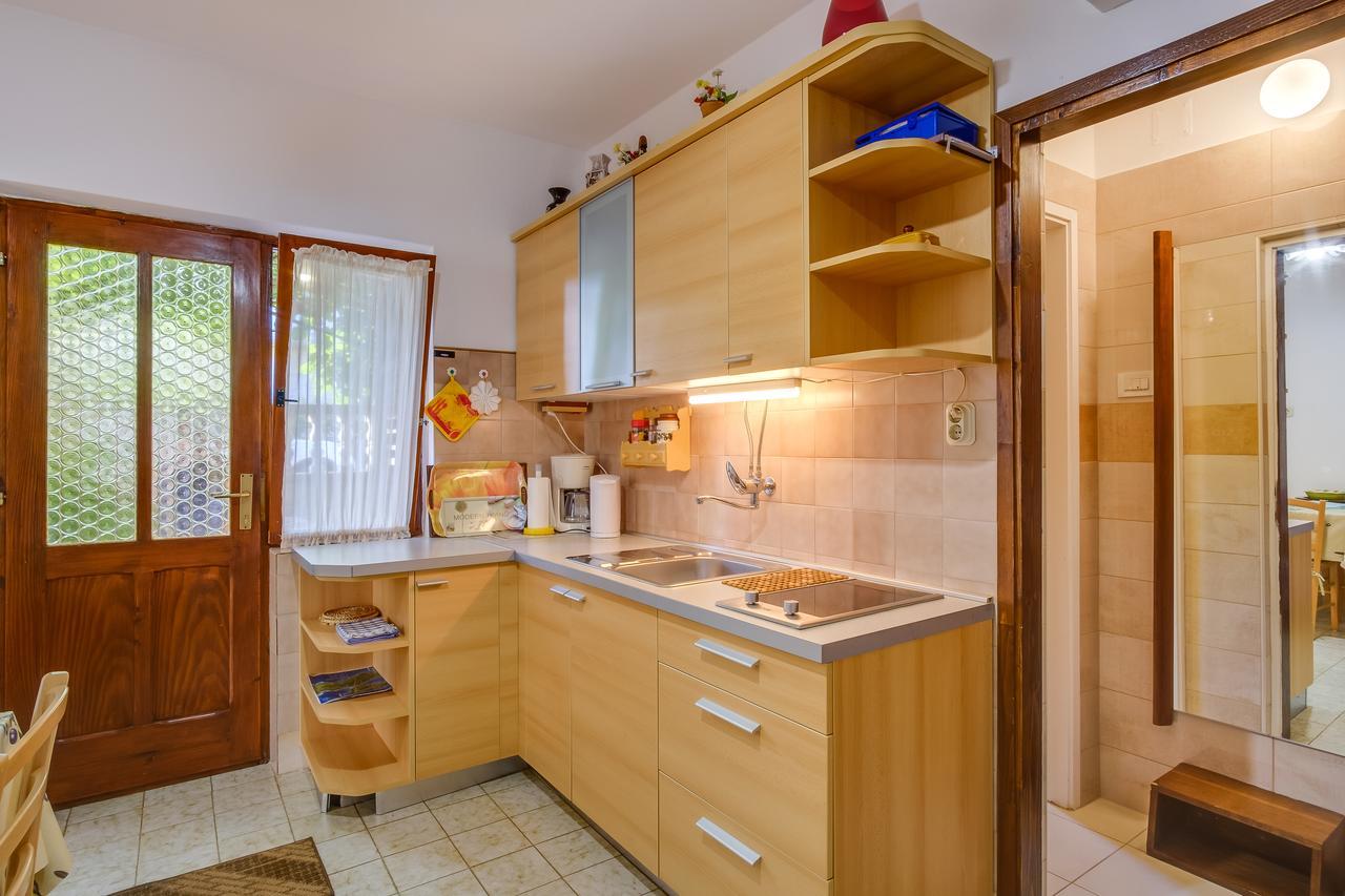 Apartments Beba Mali Lošinj Eksteriør billede